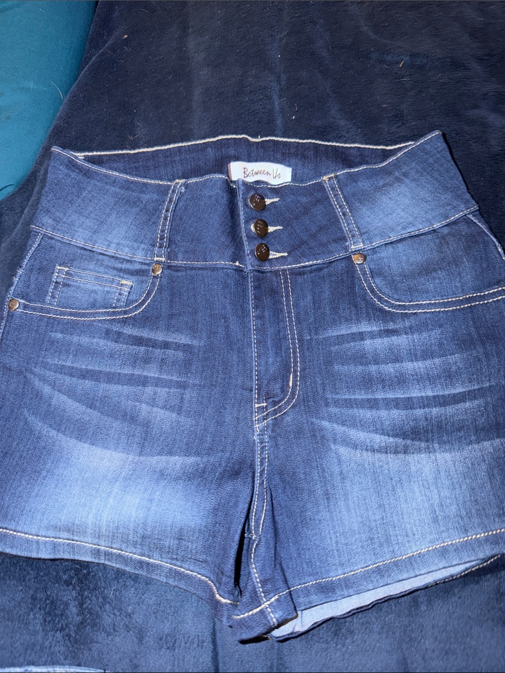 Boutique High-Rise Triple-Button Jean Shorts in Medium Blue